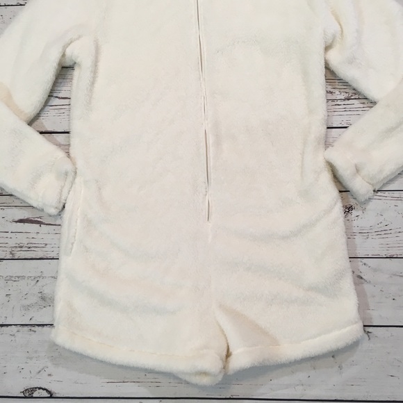 Aerie American Eagle fuzzy romper NWT - Picture 9 of 14